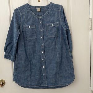 Duluth Trading denim 3/4 sleeve top.